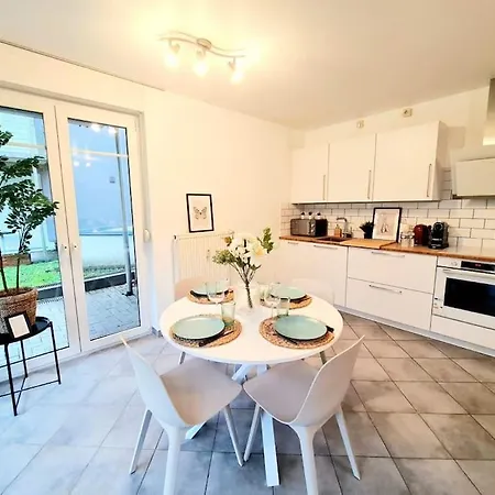 Apartment Spacious 1bedroom Flat W Garden&balcony *